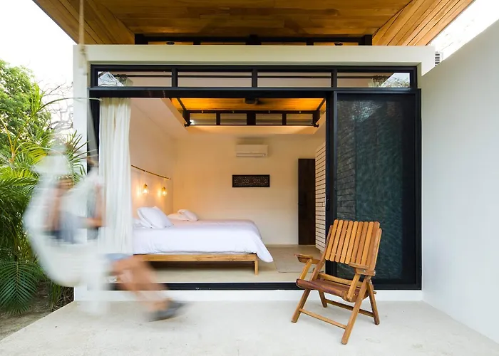 Nalu Pool Mar Villa Nosara