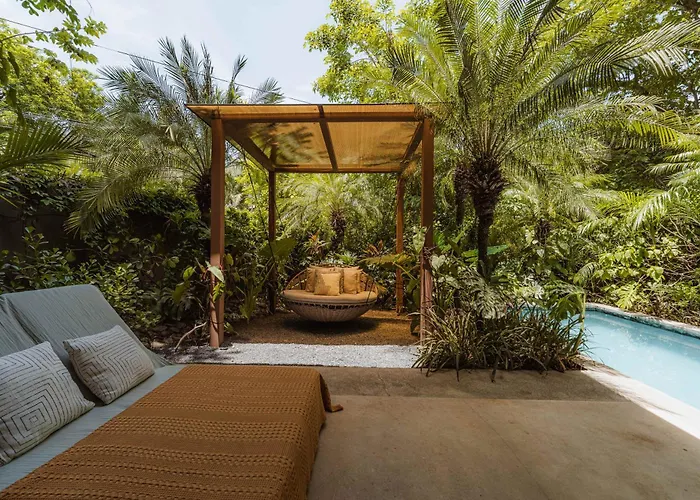 Nalu Pool Mar Villa *